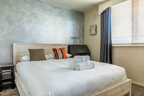 Charming 1 Bedroom Apartment In Vibrant South Yarra - Timeshare Accommodation 2
