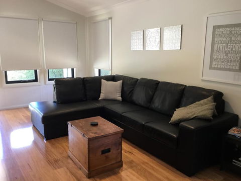 Rail Trail Cottage - Timeshare Accommodation 5
