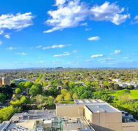 Deluxe Central Park 4B2B APT BoxHill Panorama - Timeshare Accommodation