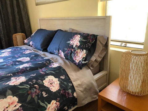 Escape To Strathfield For 8 Guests - Timeshare Accommodation 2