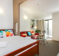 Comfortable Studio Near New Farm Park - Timeshare Accommodation