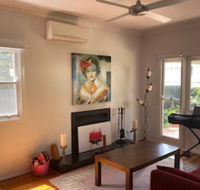 3 Bedroom Character Home Near CBD - Timeshare Accommodation