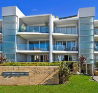 Catalina Luxury 9