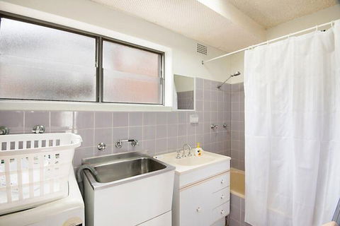 Dolphin Court 6 - Timeshare Accommodation 4