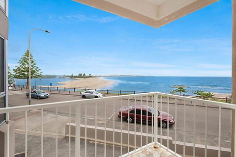 Dolphin Court 6 - Timeshare Accommodation 2