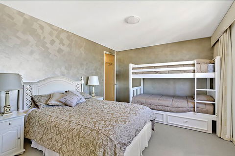 Crystal Views 24 - Timeshare Accommodation 3