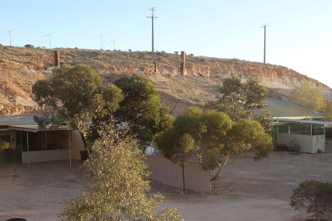 Di's Dugouts - Timeshare Accommodation 1