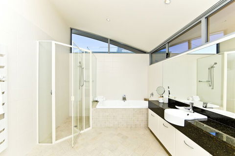 Whale View - Timeshare Accommodation 4