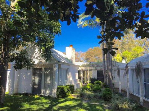 Wisteria Cottage On The Lagoon / Beach - Timeshare Accommodation 6