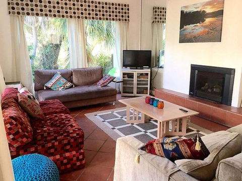 Wisteria Cottage On The Lagoon / Beach - Timeshare Accommodation 7