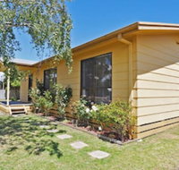 Alwyns by THE SEA PET Friendly - Timeshare Accommodation