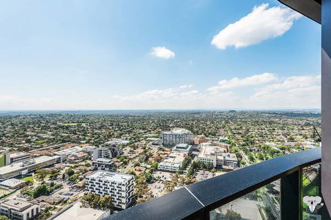 Designer Home With View 2 BED In Box Hill Vbh850 - Timeshare Accommodation 6