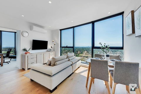 Designer Home With View 2 BED In Box Hill Vbh850 - Timeshare Accommodation 4