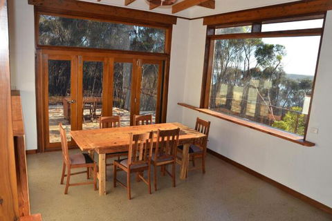 Of Stone & Wood Guesthouse Secluded Getaway! - Timeshare Accommodation 7