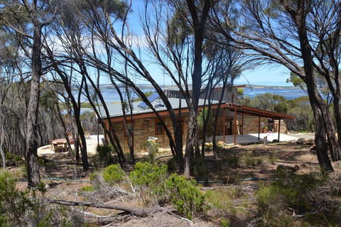 Of Stone & Wood Guesthouse Secluded Getaway! - Timeshare Accommodation 5