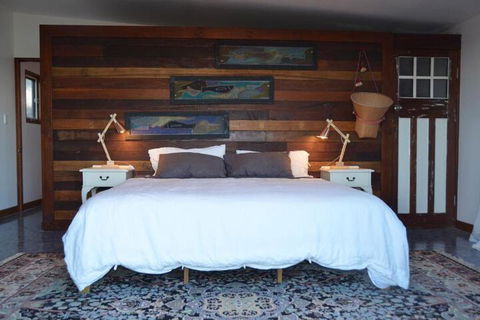 Of Stone & Wood Guesthouse Secluded Getaway! - Timeshare Accommodation 2