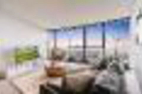 Panoramic Vista From A 54 Floor CBD Apartment - Timeshare Accommodation 4