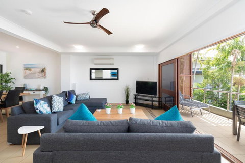 Absolute Airlie Central Airlie Beach - Timeshare Accommodation 1