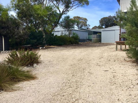 Samphire Beach House - Timeshare Accommodation 1