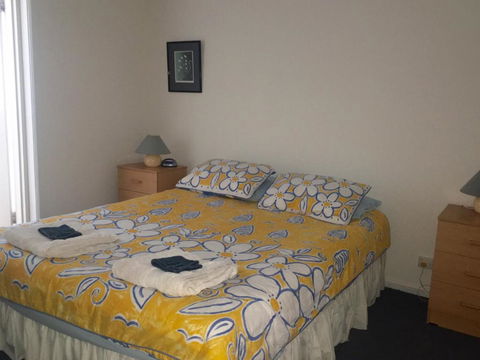 Blakeney Holiday House - Timeshare Accommodation 1