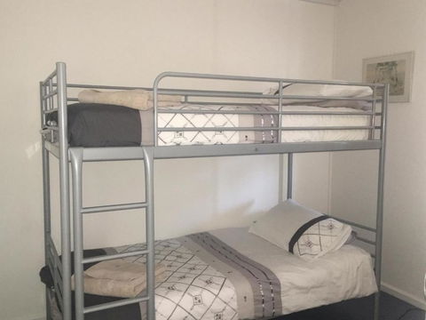 Blakeney Holiday House - Timeshare Accommodation 2