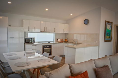 Beachside - Timeshare Accommodation 1