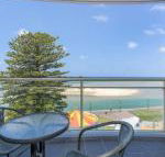 The Oaks Waterfront Resort Unit 303