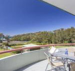 Fathoms 17 Mollymook ALL LINEN PROVIDED