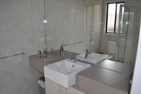 Cypress Drive Townhouse - Timeshare Accommodation 1