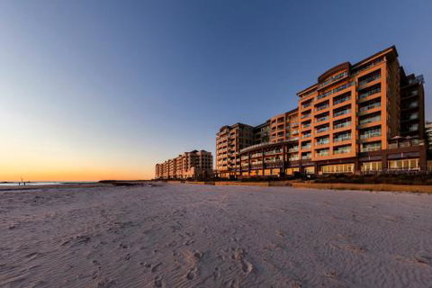 Apartments At 16 Holdfast - Timeshare Accommodation 6