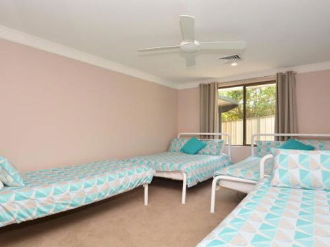 Fishing Point Shores - Timeshare Accommodation 6
