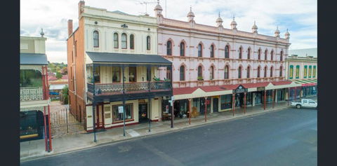 Grand & Central On George Unique Opulent - Timeshare Accommodation 2