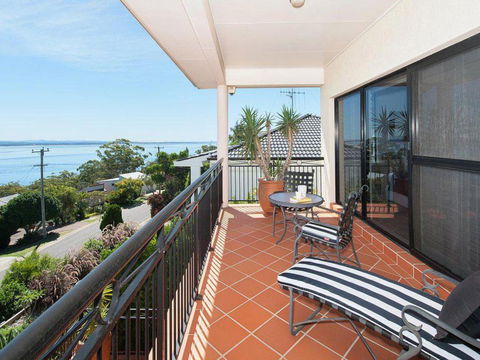 La CimaatNelson Bay - Timeshare Accommodation 5