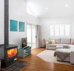 3 Macleay St. Narrawallee - Timeshare Accommodation