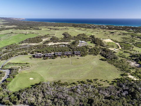 DREW Stay On St. Andrews Top Rated Golf Course - Timeshare Accommodation 2