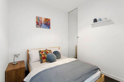JOLI Directly Opposite MCG - Timeshare Accommodation 1