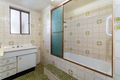Great Location Close To Waterfront Shops Restaurants & Cafes. - Timeshare Accommodation 7