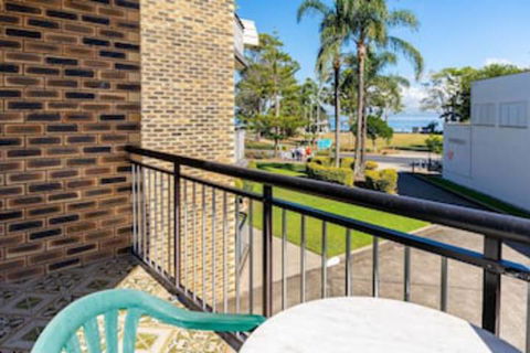 Great Location Close To Waterfront Shops Restaurants & Cafes. - Timeshare Accommodation 0