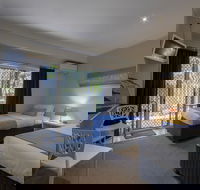Beach House Bed  Breakfast - Timeshare Accommodation
