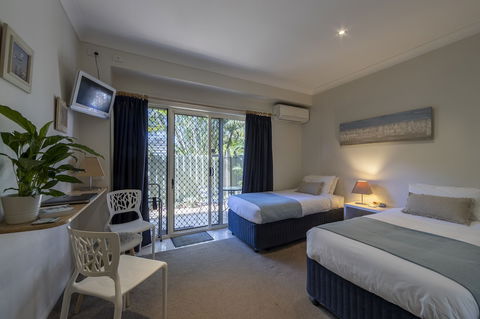 Beach House Bed & Breakfast - Timeshare Accommodation 0