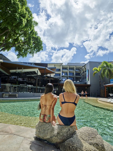 Gilligan's Backpackers Hotel & Resort - Timeshare Accommodation 2