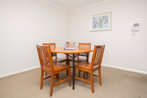 Parkside Apartments - Timeshare Accommodation 2
