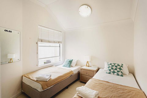 Manly Beach House - Timeshare Accommodation 5