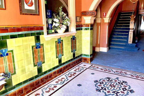 Victoria & Albert Guesthouse - Timeshare Accommodation 1