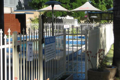 Sandors Motor Inn - Timeshare Accommodation 2