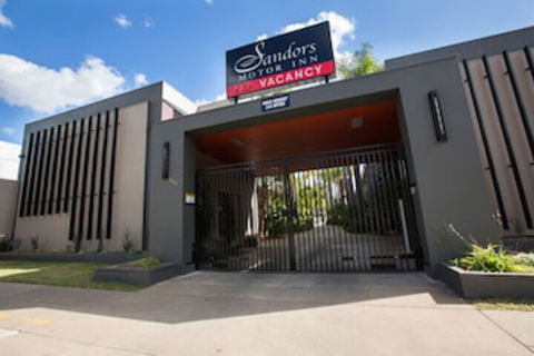 Sandors Motor Inn - Timeshare Accommodation 0