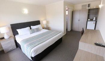 Seven Pines Motor Inn - Timeshare Accommodation 3