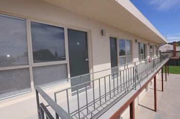 Seven Pines Motor Inn - Timeshare Accommodation 1