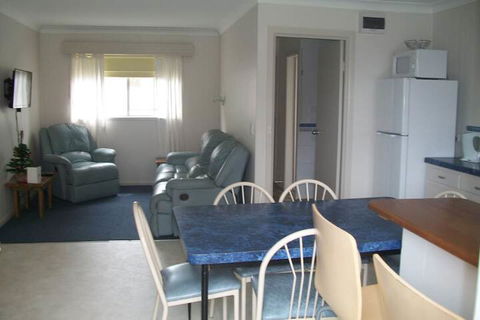 Top Of The Lake Units - Timeshare Accommodation 4
