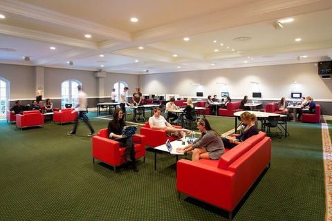 RMIT Village House - Timeshare Accommodation 6